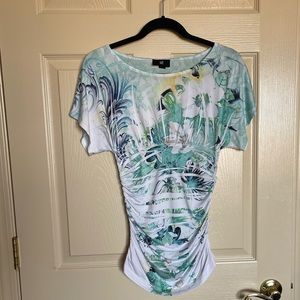 Beautiful blouse with ruched waist.